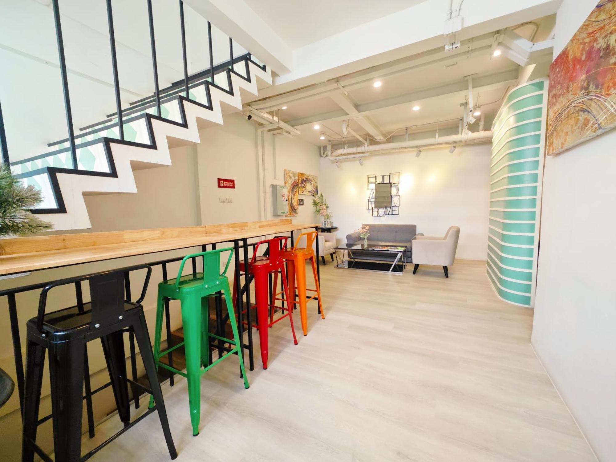 Ostay Asoke Bangkok Makkasan 外观 照片